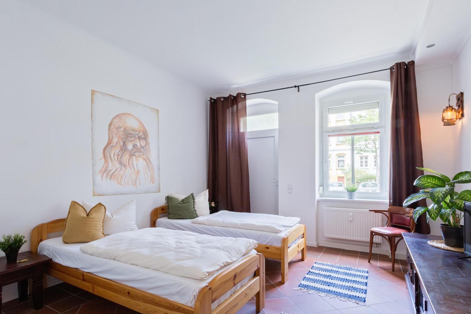 Doppelzimmer III Gaestezimmer In Unterkunft Mit Gemeinschaftsbad Und Gemeinschaftskueche Chemnitz  Exteriér fotografie